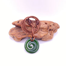 Load image into Gallery viewer, Putiput Koru Pendant