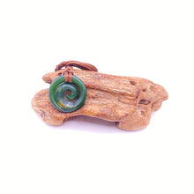 Load image into Gallery viewer, Putiput Koru Pendant