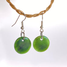 Load image into Gallery viewer, Kawakawa Porohita Disc Earrings