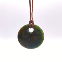 Load image into Gallery viewer, Porohita Pendant