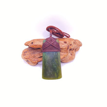 Load image into Gallery viewer, Cross-bound Toki Pendant