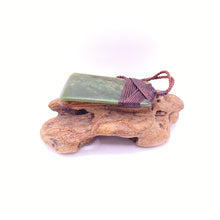 Load image into Gallery viewer, Cross-bound Toki Pendant