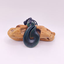 Load image into Gallery viewer, Hei Matau Pendant