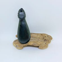 Load image into Gallery viewer, Kawakawa Mere Pendant