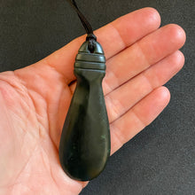 Load image into Gallery viewer, Kawakawa Mere Pendant