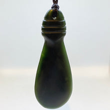 Load image into Gallery viewer, Kawakawa Mere Pendant