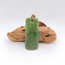 Load image into Gallery viewer, Putiputi Toki Pendant