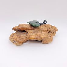 Load image into Gallery viewer, Dark Pounamu Heart Pendant