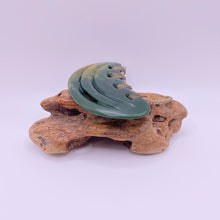 Load image into Gallery viewer, Unique Flower Jade Breastplate