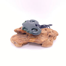 Load image into Gallery viewer, Pekapeka Pendant