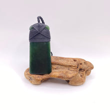 Load image into Gallery viewer, Dark Pounamu Cross-bound Toki Pendant