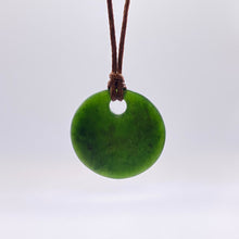 Load image into Gallery viewer, Putiputi Porohita Disc Pendant