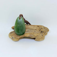 Load image into Gallery viewer, Kahurangi Roimata Drop Pendant