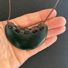 Load image into Gallery viewer, Ridge-bound Marsden Breastplate
