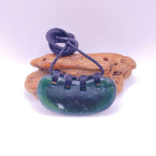 Load image into Gallery viewer, Tangiwai Breastplate