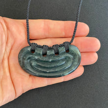 Load image into Gallery viewer, Tangiwai Breastplate