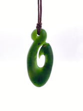 Load image into Gallery viewer, Kawakawa Hei Matau Pendant