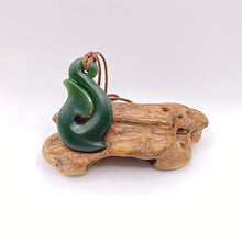 Load image into Gallery viewer, Kawakawa Hei Matau Pendant