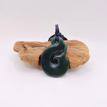 Load image into Gallery viewer, Whale Tail Hei Matau Hook Pendant