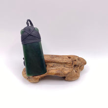 Load image into Gallery viewer, Rimu Cross-bound Toki Pendant