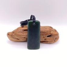 Load image into Gallery viewer, Rimu Toki Pendant