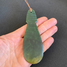 Load image into Gallery viewer, Large Putiputi  Mere Pendant