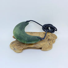 Load image into Gallery viewer, Marsden Flower Jade Breastplate