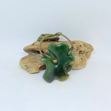 Load image into Gallery viewer, Marsden Flower Jade Manaia