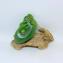 Load image into Gallery viewer, Large Kahurangi Manaia