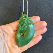 Load image into Gallery viewer, Large Kahurangi Manaia