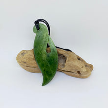 Load image into Gallery viewer, Large Kokopu Hei Matau / Hook Pendant