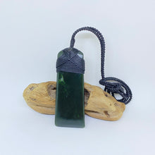 Load image into Gallery viewer, Dark Narrow Cross-bound Toki Pendant