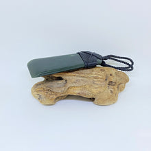 Load image into Gallery viewer, Dark Narrow Cross-bound Toki Pendant