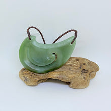 Load image into Gallery viewer, Blue Inanga Breastplate