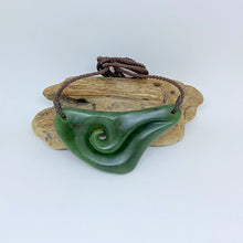 Load image into Gallery viewer, Breastplate Koru