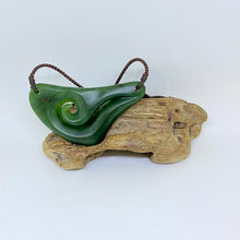 Load image into Gallery viewer, Breastplate Koru