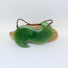 Load image into Gallery viewer, Wave Breastplate