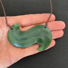 Load image into Gallery viewer, Wave Breastplate