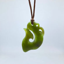 Load image into Gallery viewer, Small Martyr River Manaia