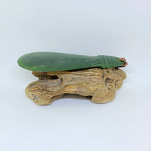 Load image into Gallery viewer, Mere Sculpture
