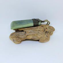 Load image into Gallery viewer, Blue Inanga Cross-bound Toki Pendant