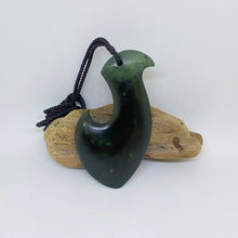 Load image into Gallery viewer, Large Dark Hei Matau Pendant