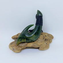 Load image into Gallery viewer, Large Ridge Bound Hei Matau Pendant