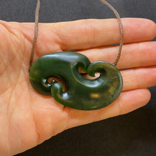 Load image into Gallery viewer, Pendant with 4 Koru
