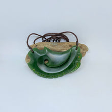 Load image into Gallery viewer, Breastplate Manaia