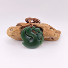 Load image into Gallery viewer, Round Manaia
