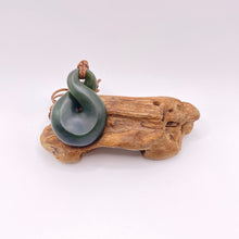 Load image into Gallery viewer, Large Single Pikorua Twist Pendant
