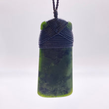 Load image into Gallery viewer, Kokopu Cross-bound Toki Pendant
