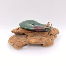 Load image into Gallery viewer, Putiputi Ridge-Bound Hei Matau Hook Pendant
