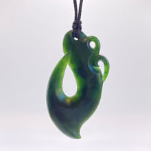 Load image into Gallery viewer, Kawakawa Manaia Pendant
